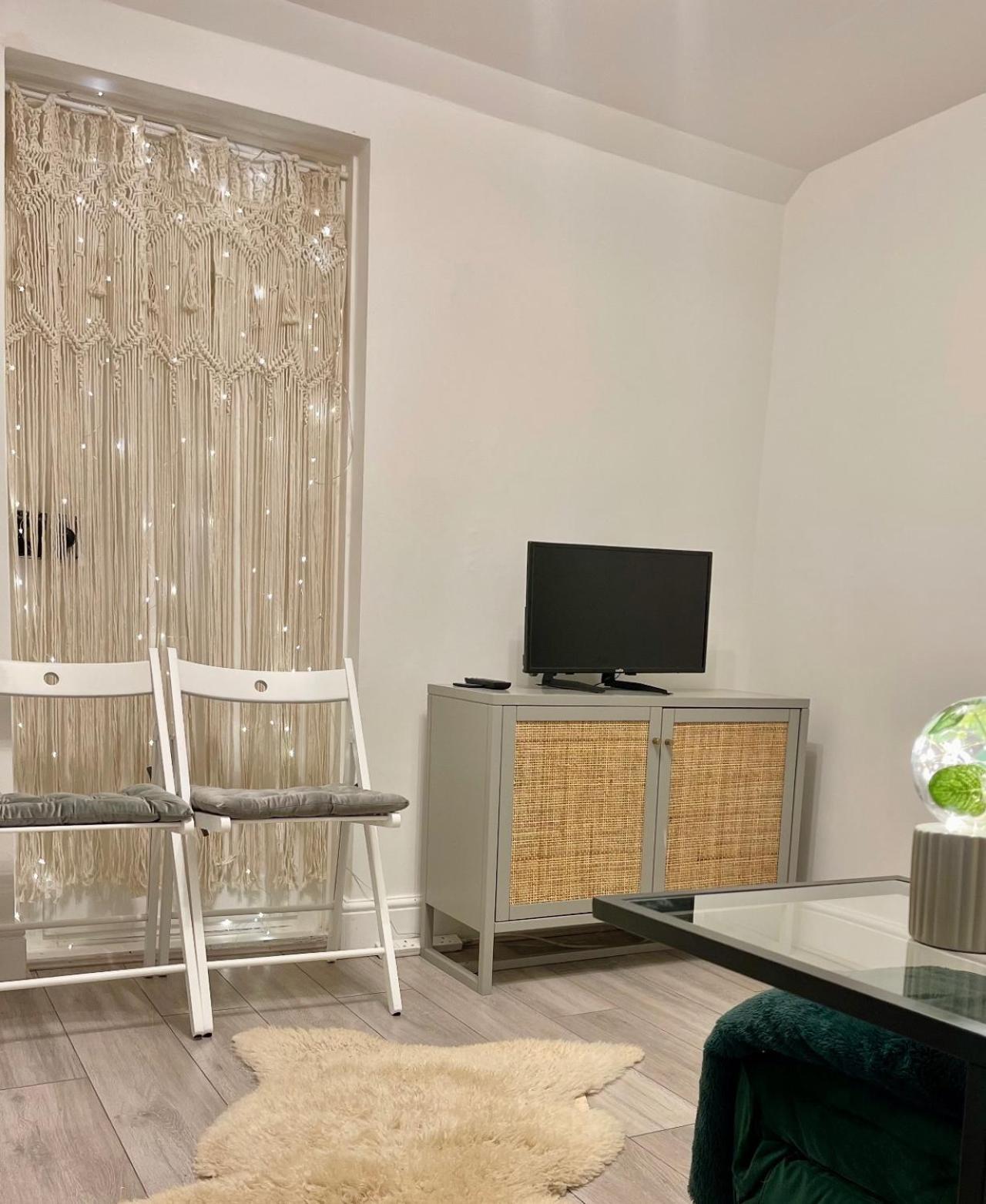 Zen Garden Hideaway. Close To Harry Potter&Trains. Watford  Extérieur photo